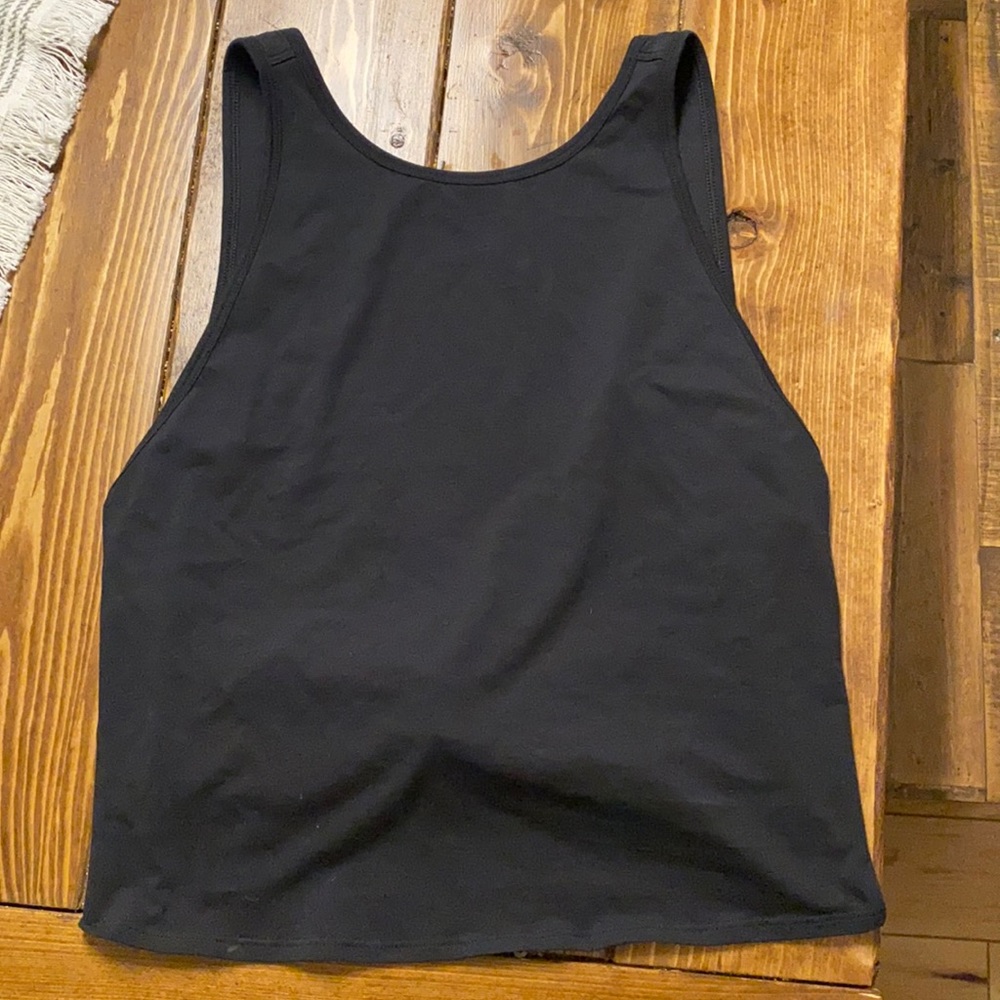 Lululemon crop tank